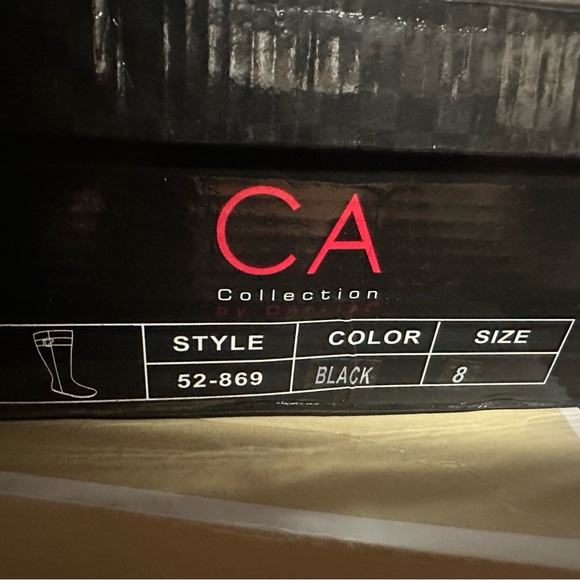 Black boots with clasp. - Picture 2 of 3